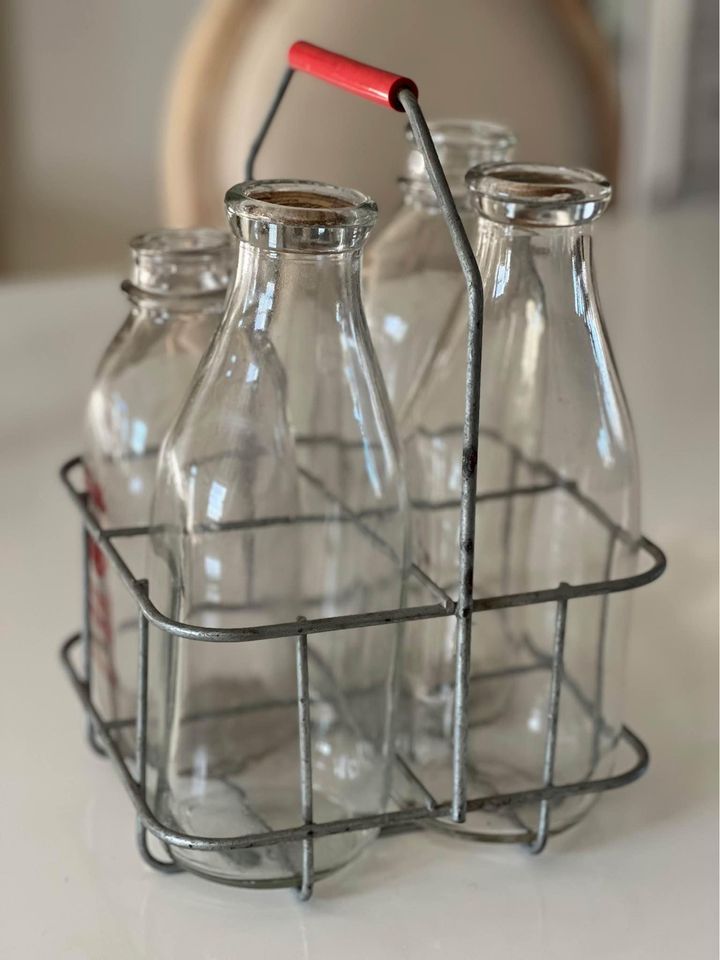Vintage Wire Milk Crate Carrier with 4 Glass Milk Bottles
