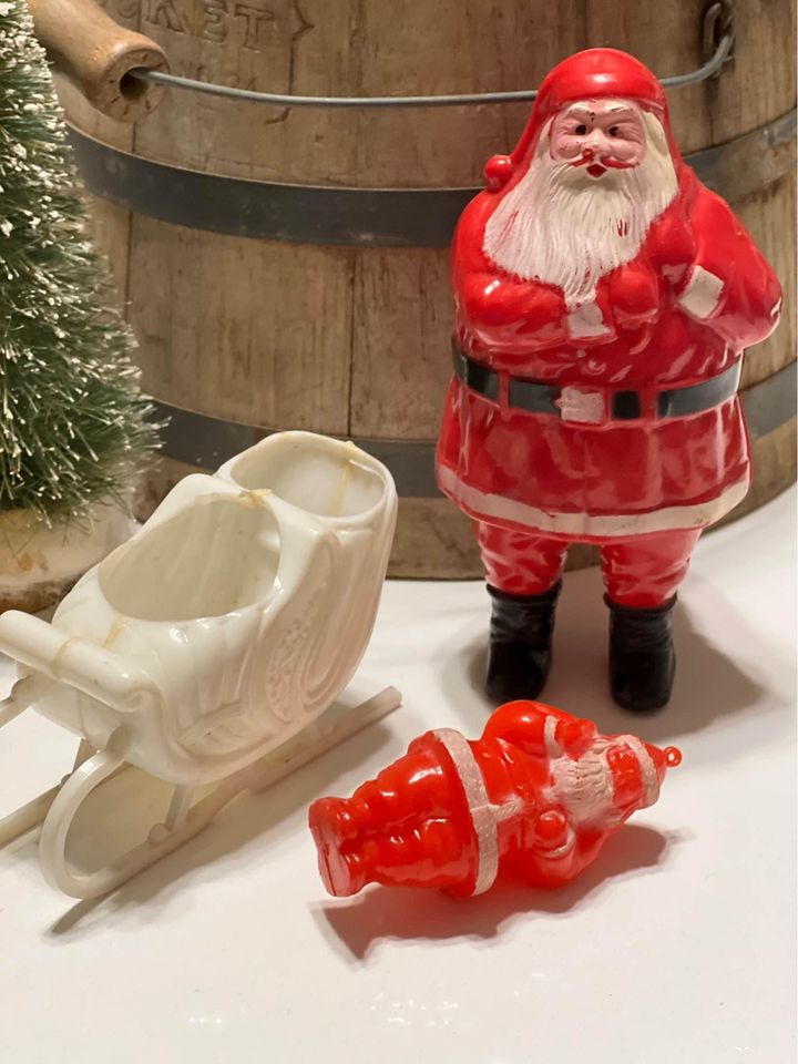 Vintage 1940’s Plastic Christmas Santa’s & Sleigh