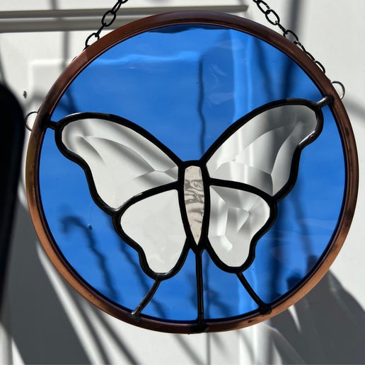 Bevel Butterfly Round Window