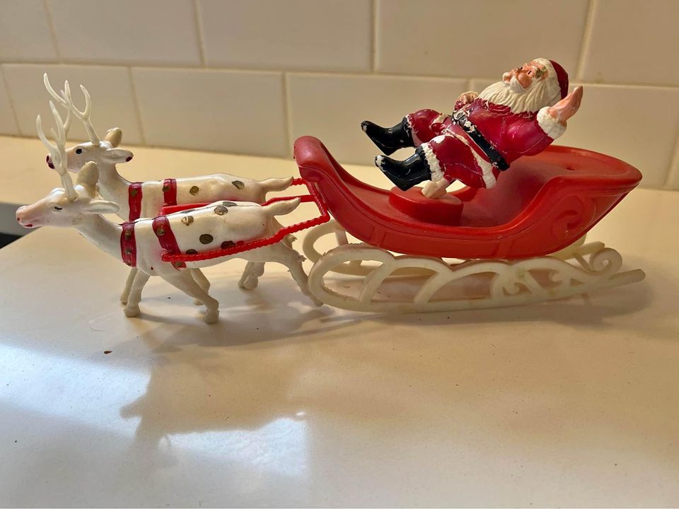 Vintage Plastic Santa Sleigh & 2 Reindeer Made in Hong Kong