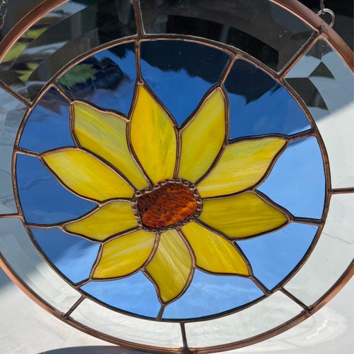 Bevel Sunflower Round Window